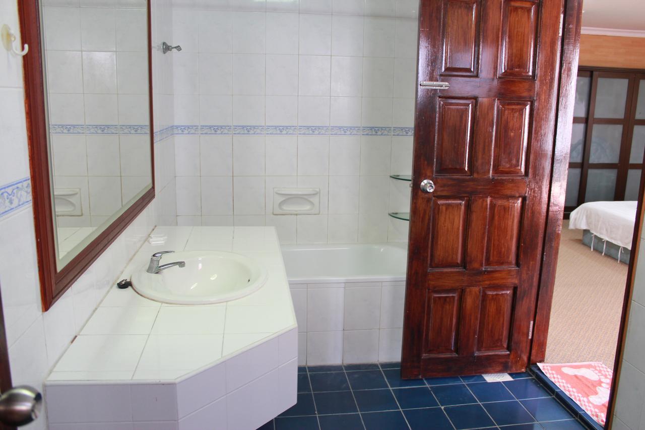 Marina Court, Kota Kinabalu, Sabah Villa Eksteriør billede